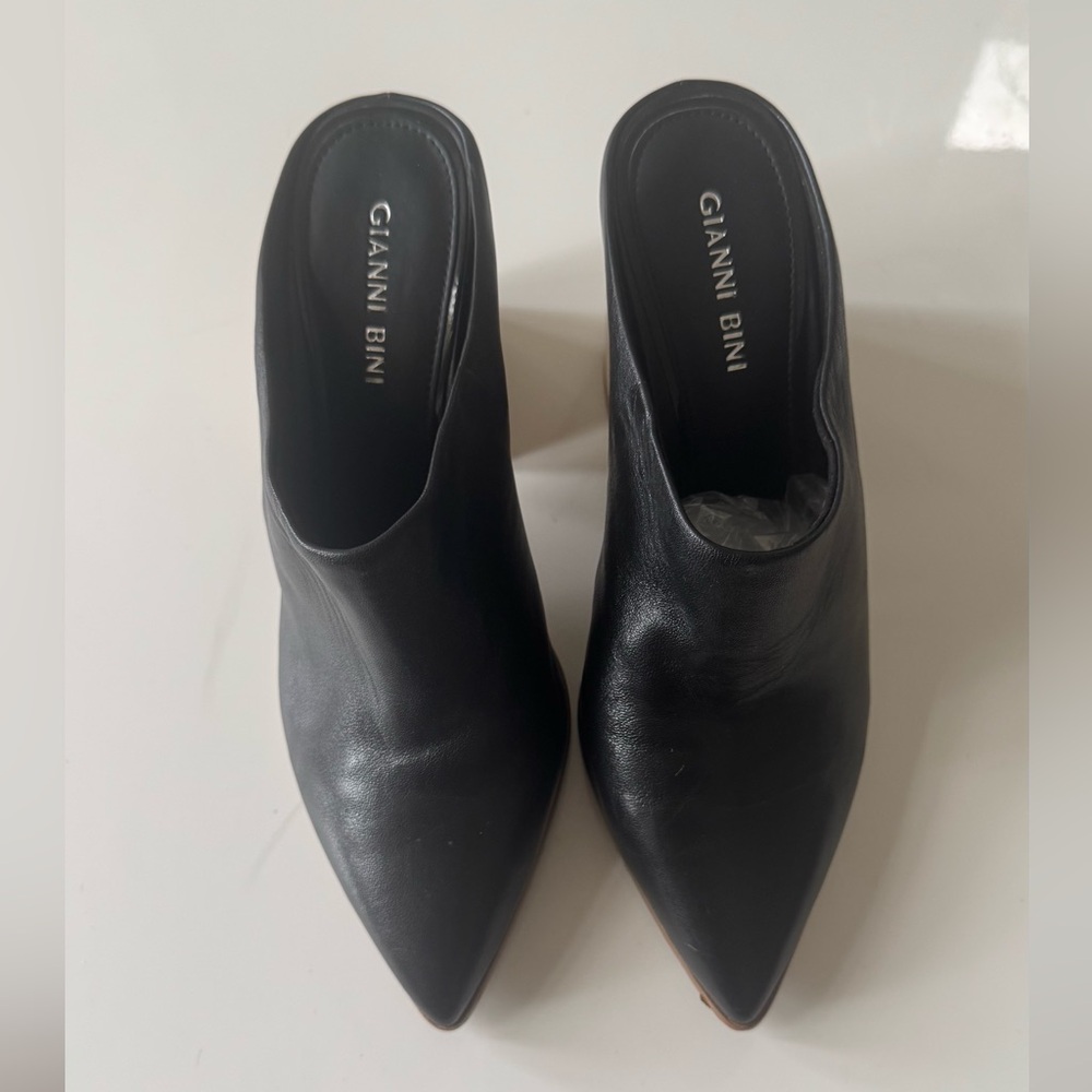 Gianni Bini heeled Black slip on Ankle Booties